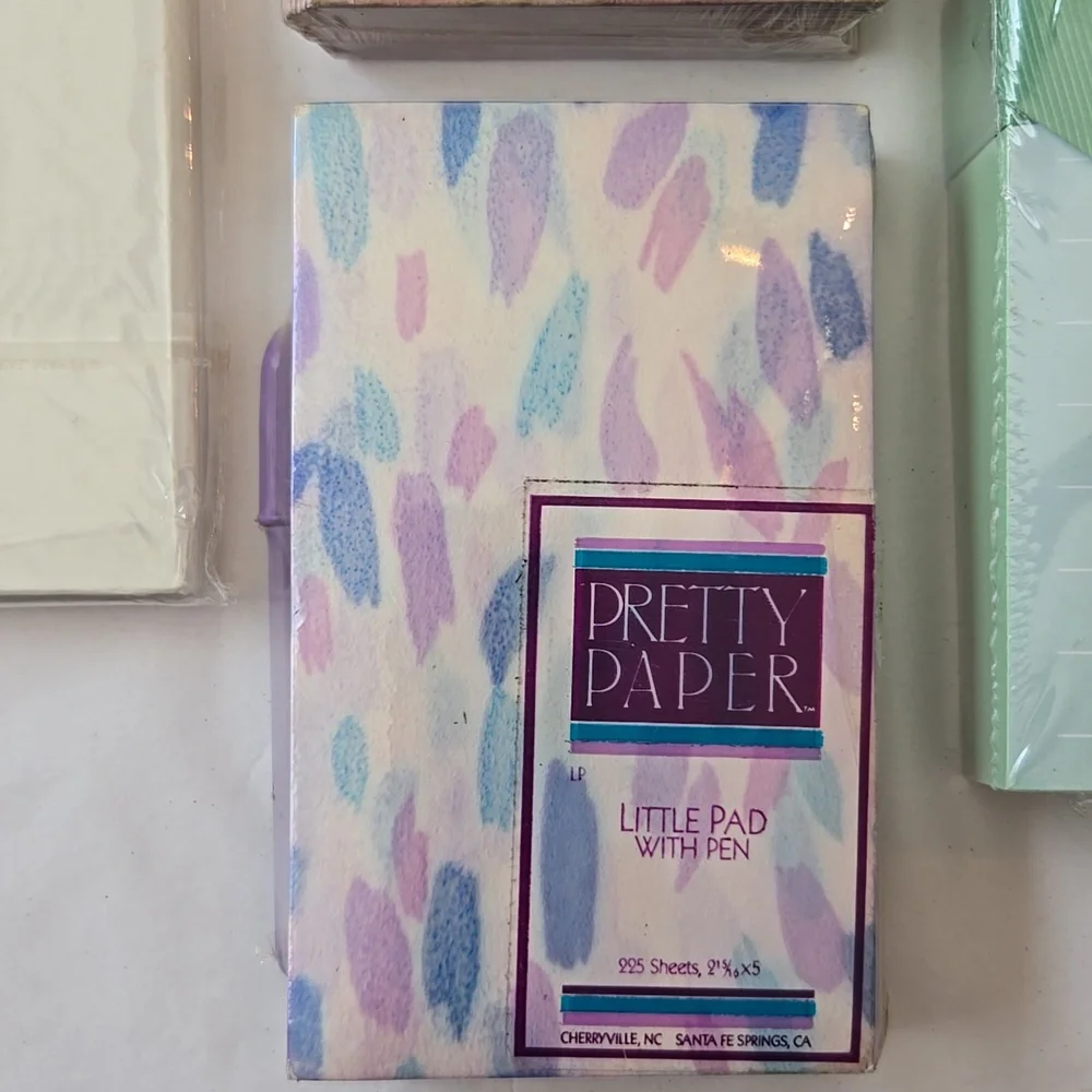 NWT 2 Vintage Pretty Paper Little Pad With Pen Sets 1 Jumbo Memo Pad 1 Mini Book